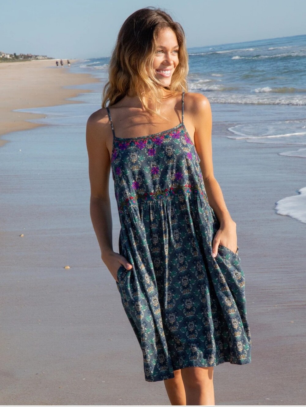 NATURAL LIFE Sara Embroidered Dress Dark Teal Medallion Size Medium Pockets - Picture 1 of 8